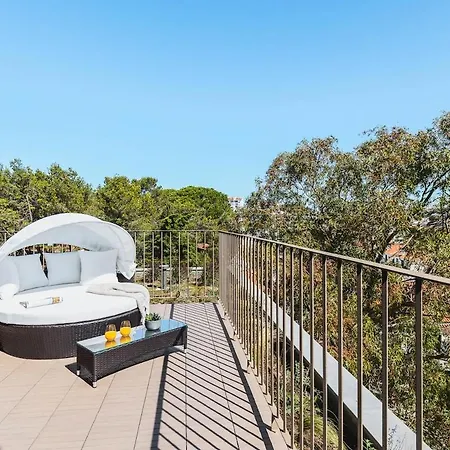 The Lumina Rooftop Pool * Cascais