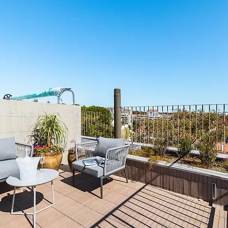 The Lumina Rooftop Pool * Cascais