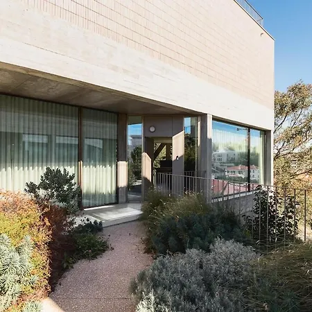 The Lumina Rooftop Pool Apartman *