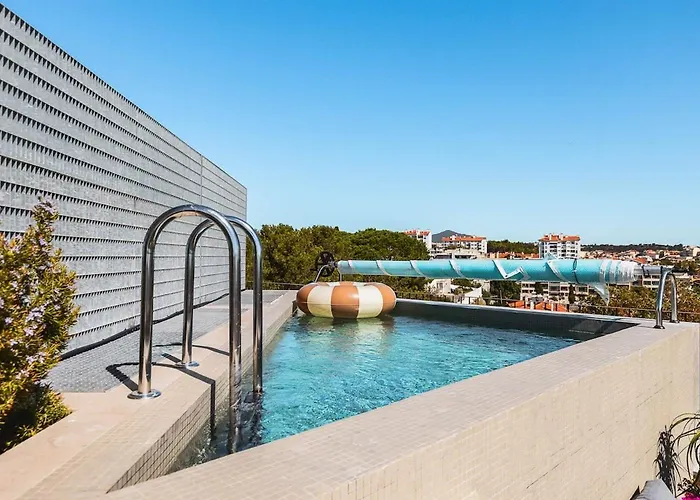 The Lumina Rooftop Pool דירה *